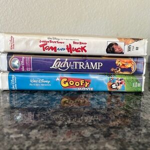 Disney Classic VHS Set - Blue, Purple, White